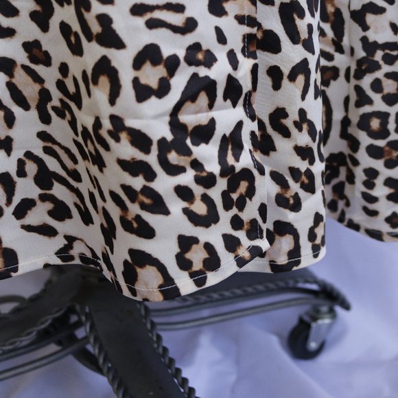 H&M Leopard Print Dress - NWT - Picture 6 of 12